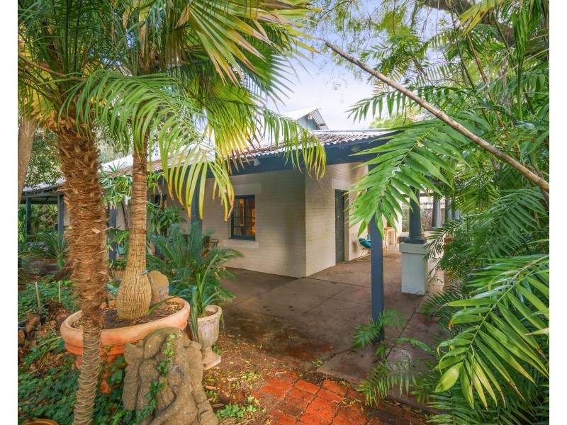 4 Almond Street, Guildford WA 6055