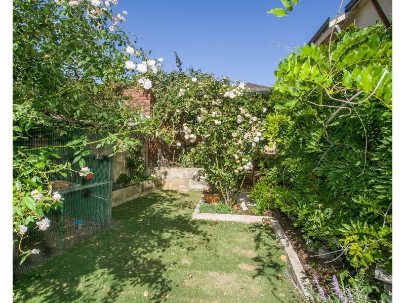 22A North Lake Road, Alfred Cove WA 6154