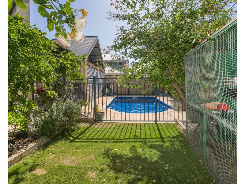 22A North Lake Road, Alfred Cove WA 6154