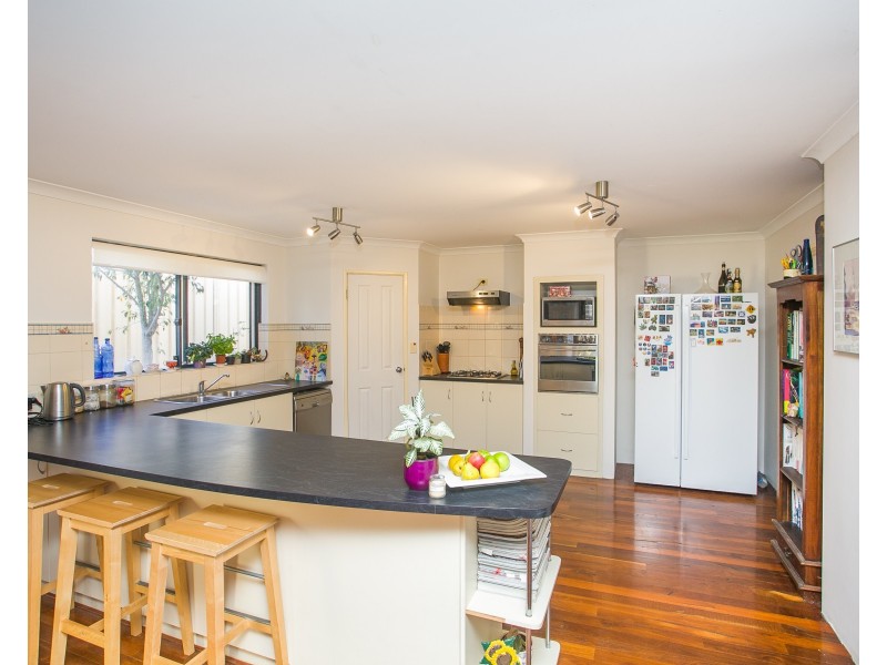 22A North Lake Road, Alfred Cove WA 6154