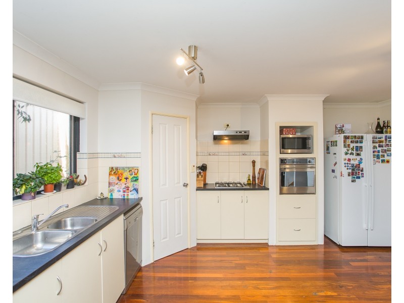 22A North Lake Road, Alfred Cove WA 6154