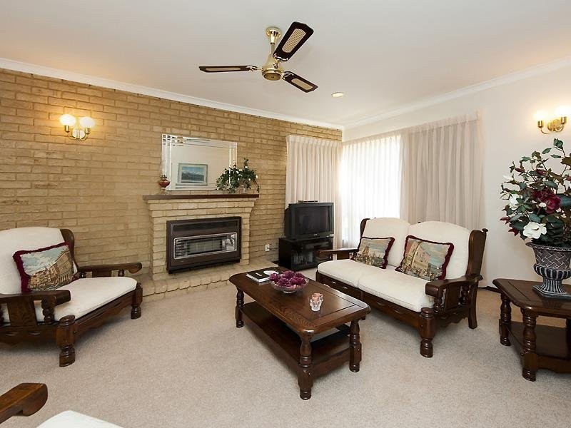 28 Potts St, Melville WA 6156