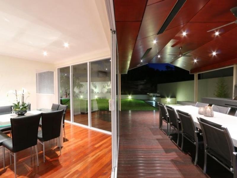 16 Calpin Cr, Attadale WA 6156