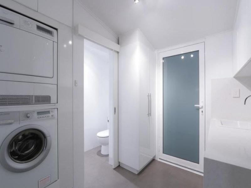 16 Calpin Cr, Attadale WA 6156