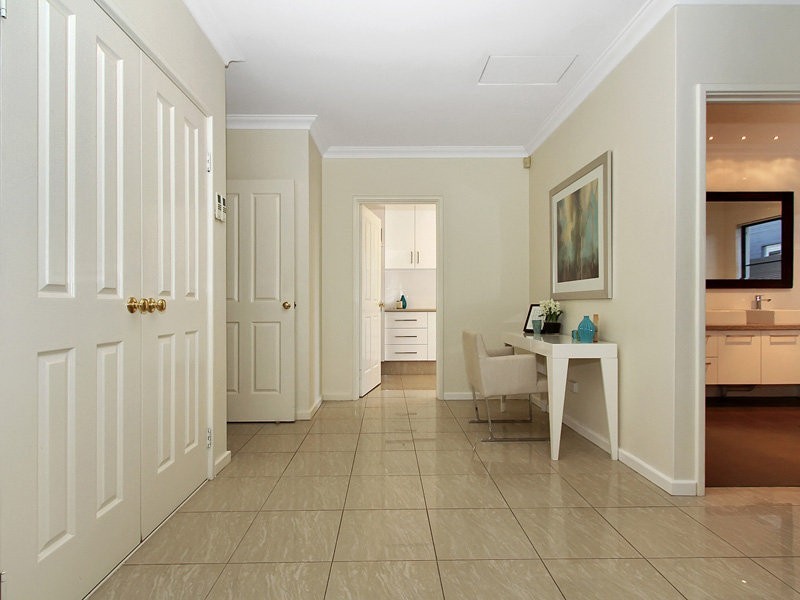 185 Lockhart Street, Como WA 6152