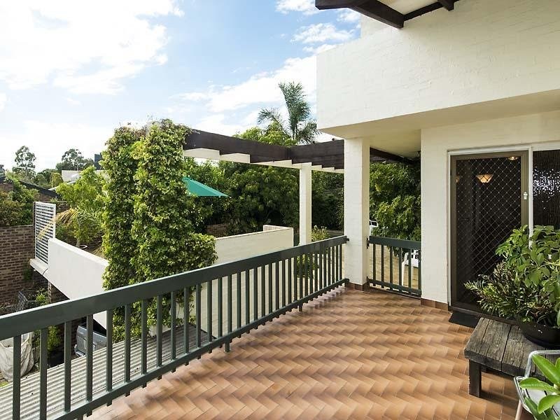 8 Rowley Place, Bull Creek WA 6149