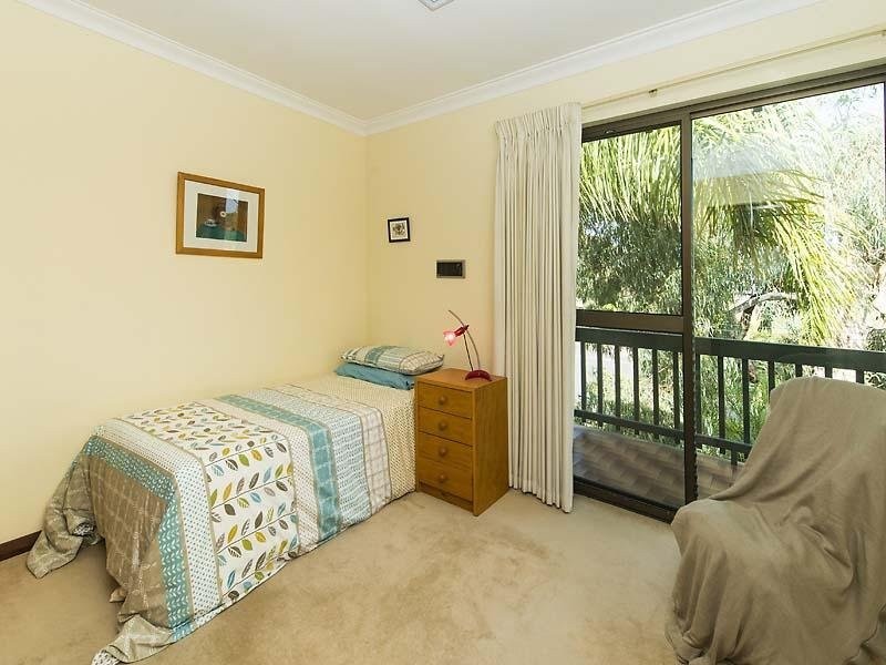 8 Rowley Place, Bull Creek WA 6149