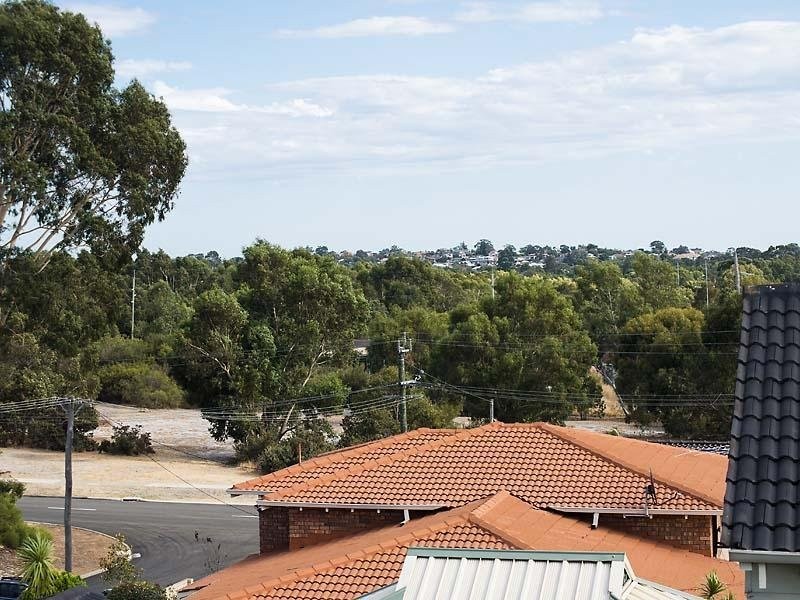 8 Rowley Place, Bull Creek WA 6149