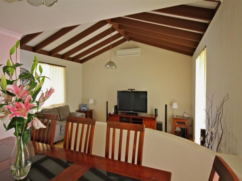 5 Challenger Drive, Thornlie WA 6108