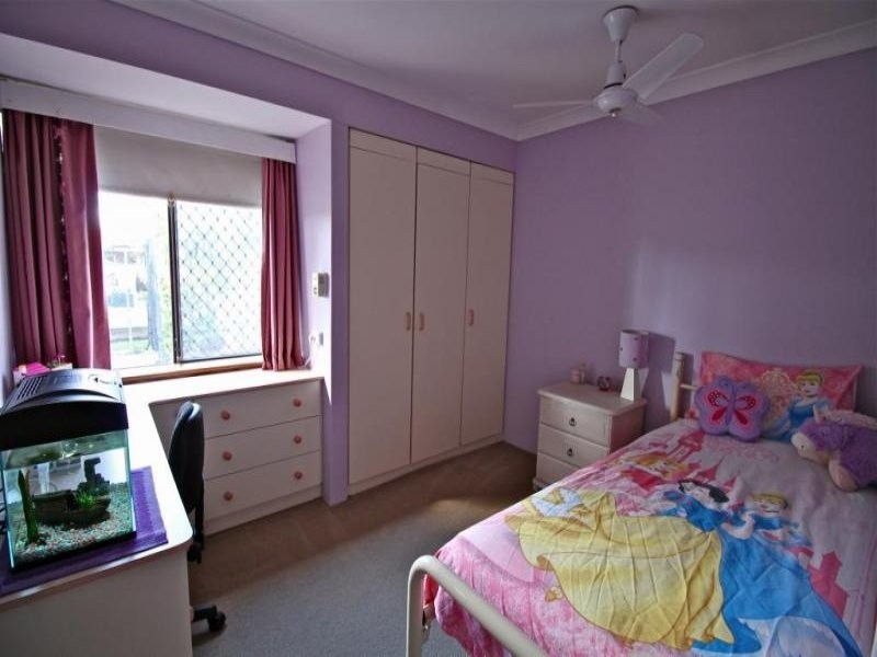 5 Challenger Drive, Thornlie WA 6108