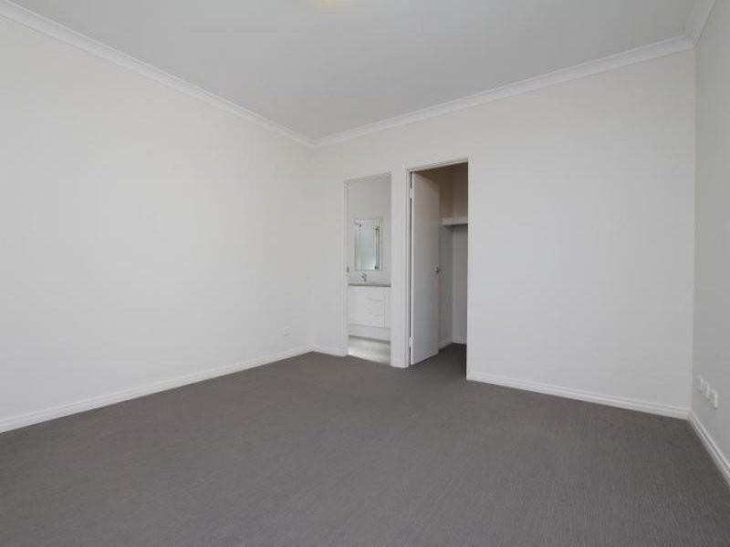 2/56 Spinnaker Heights, Yangebup WA 6164