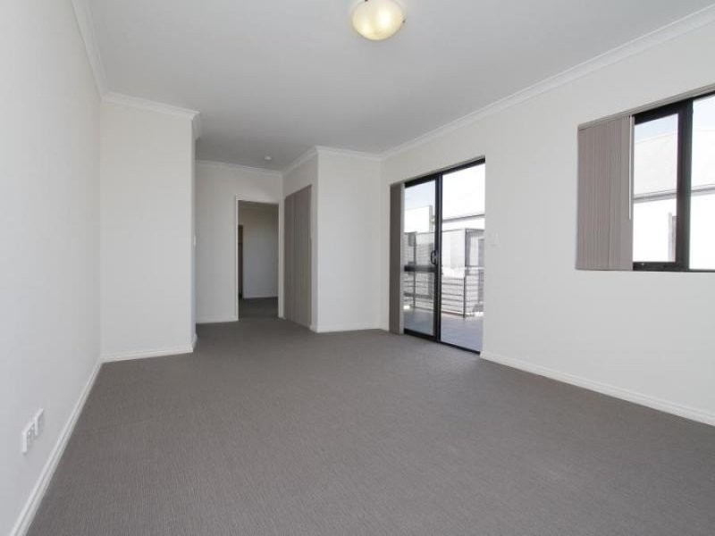 2/56 Spinnaker Heights, Yangebup WA 6164