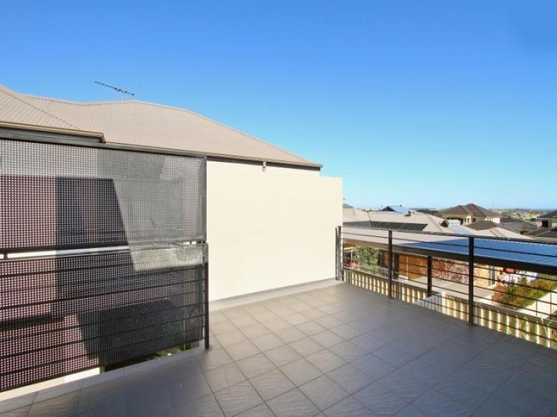 2/56 Spinnaker Heights, Yangebup WA 6164