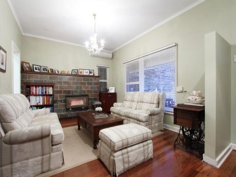 6 Lisa Place, Mount Pleasant WA 6153