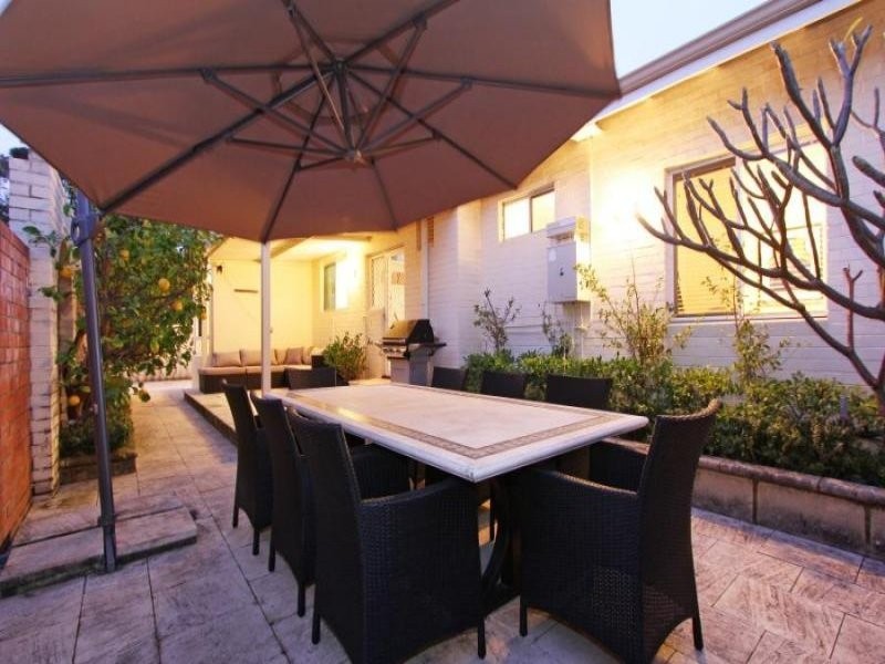 6 Lisa Place, Mount Pleasant WA 6153