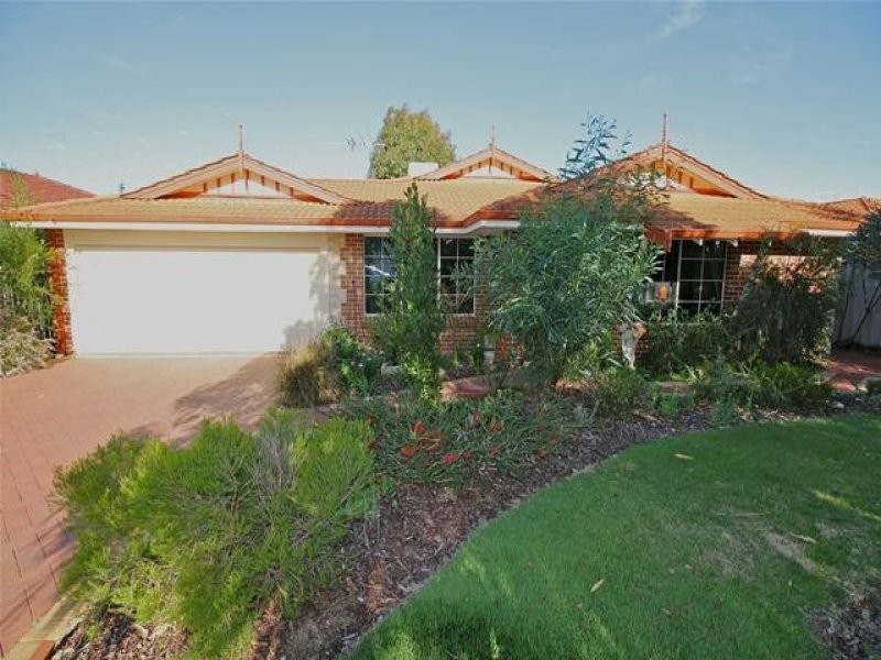 39 Lydiard Retreat, Canning Vale WA 6155