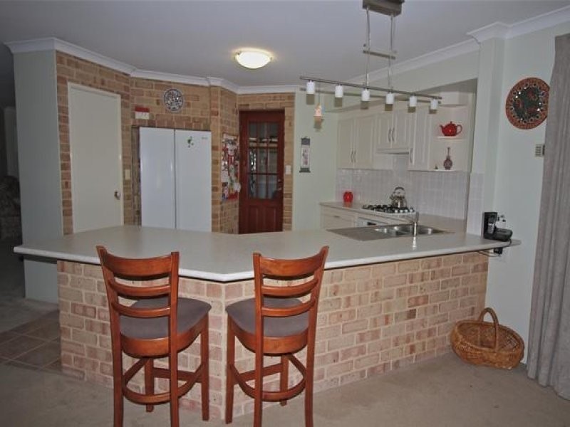 39 Lydiard Retreat, Canning Vale WA 6155