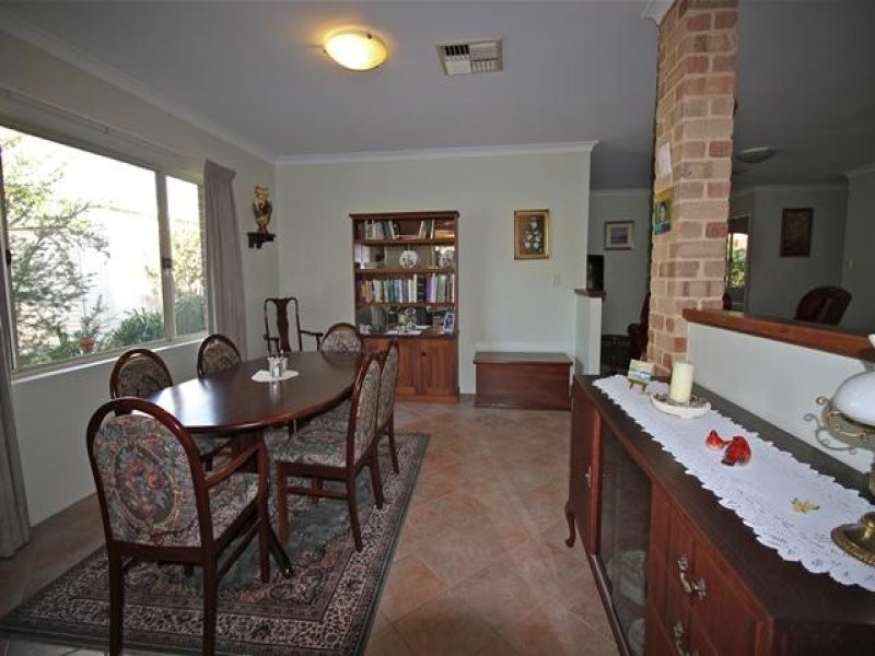 39 Lydiard Retreat, Canning Vale WA 6155