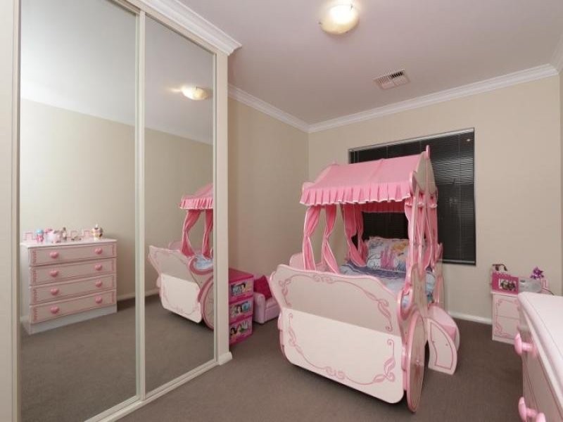 1 Warrego Street, Hammond Park WA 6164