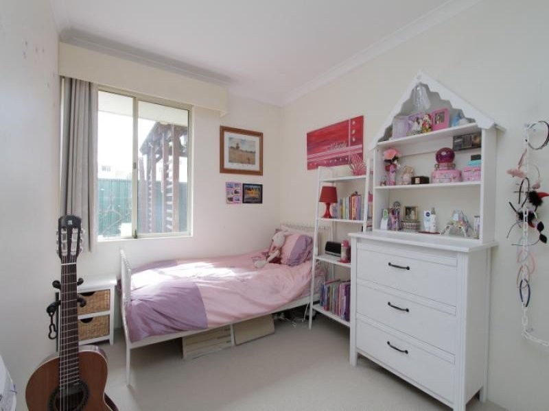 8A Hesford Avenue, Mount Pleasant WA 6153