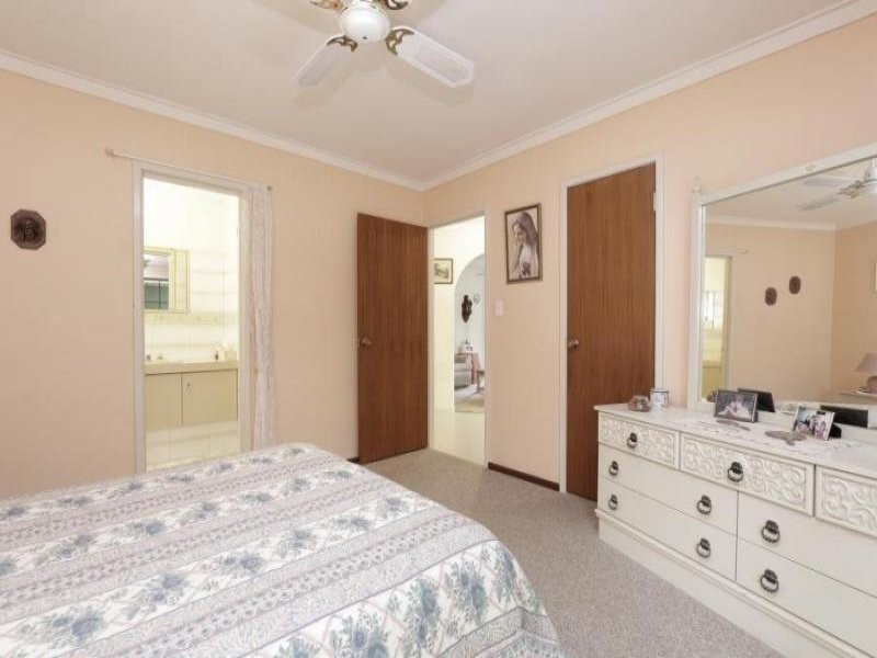 54 Turfan Way, Munster WA 6166