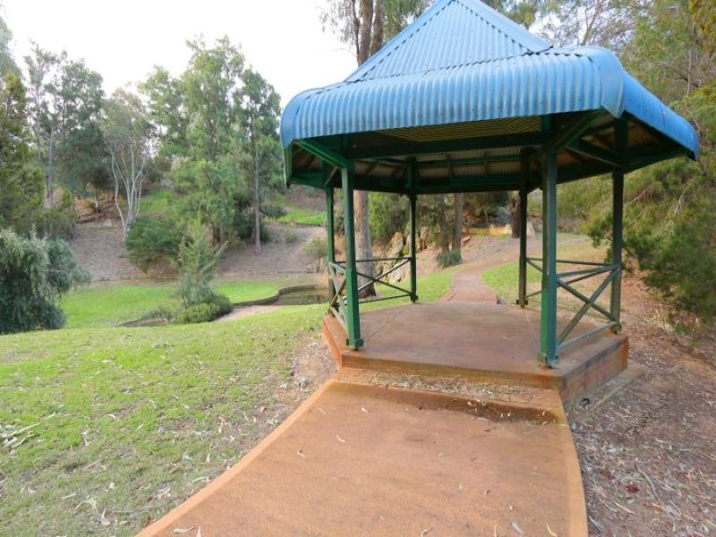 54 Turfan Way, Munster WA 6166