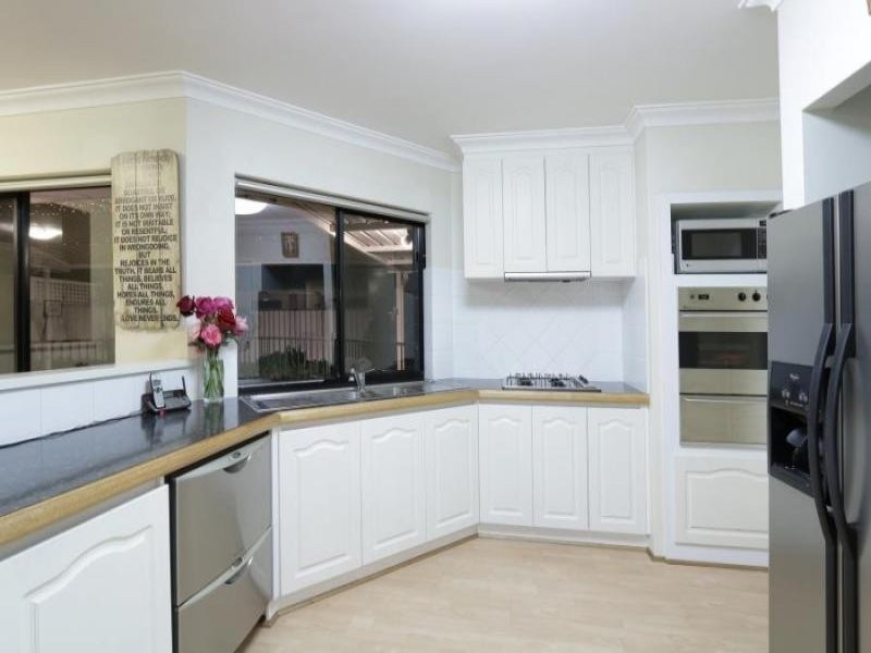 18 Morriett Street, Attadale WA 6156