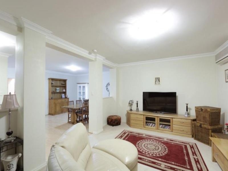 18 Morriett Street, Attadale WA 6156