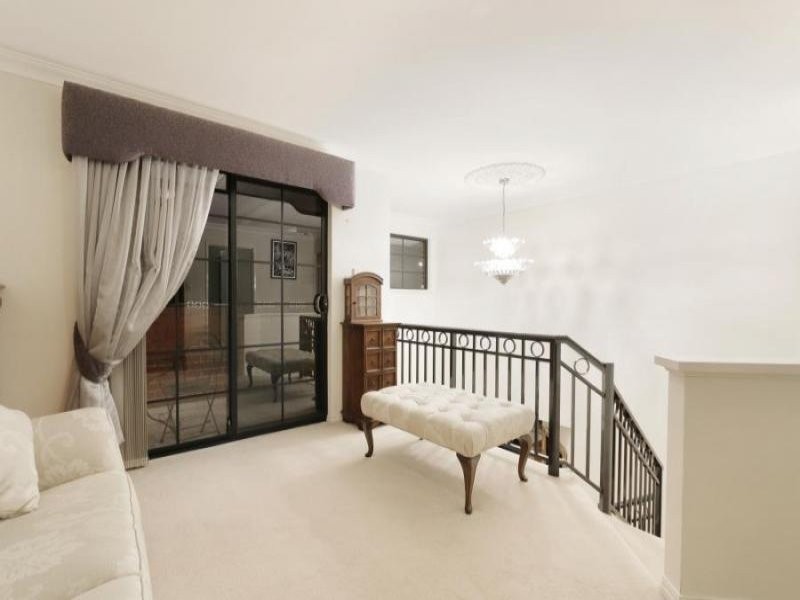 18 Morriett Street, Attadale WA 6156