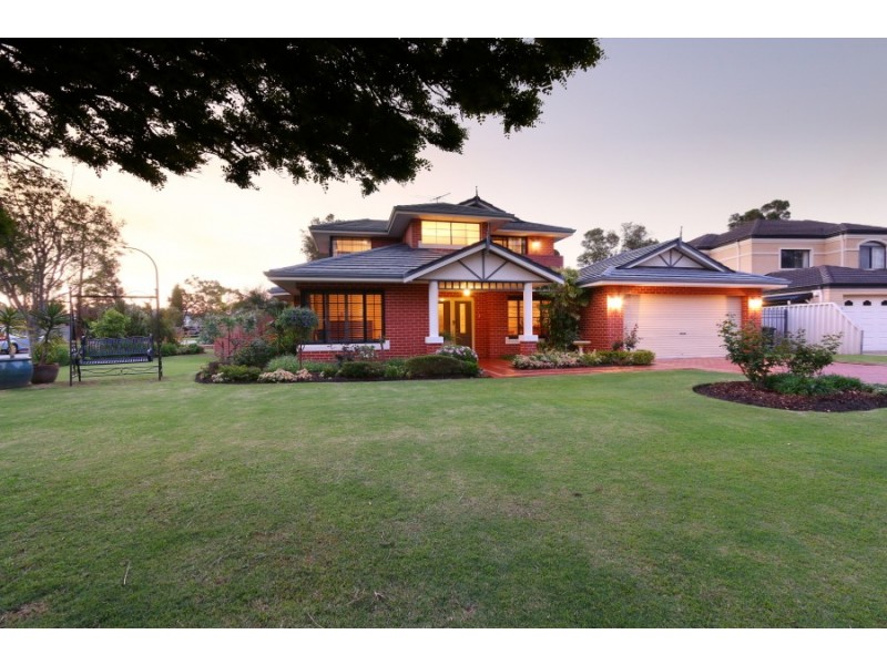 18 Morriett Street, Attadale WA 6156