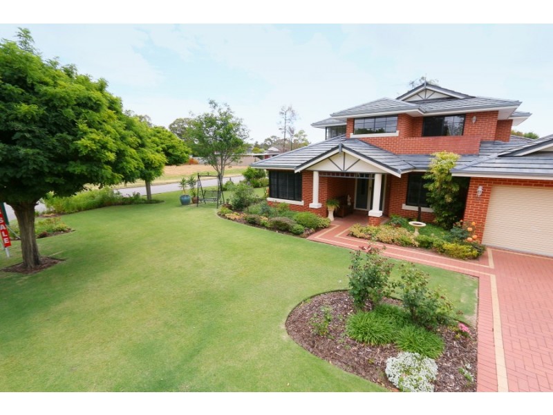 18 Morriett Street, Attadale WA 6156