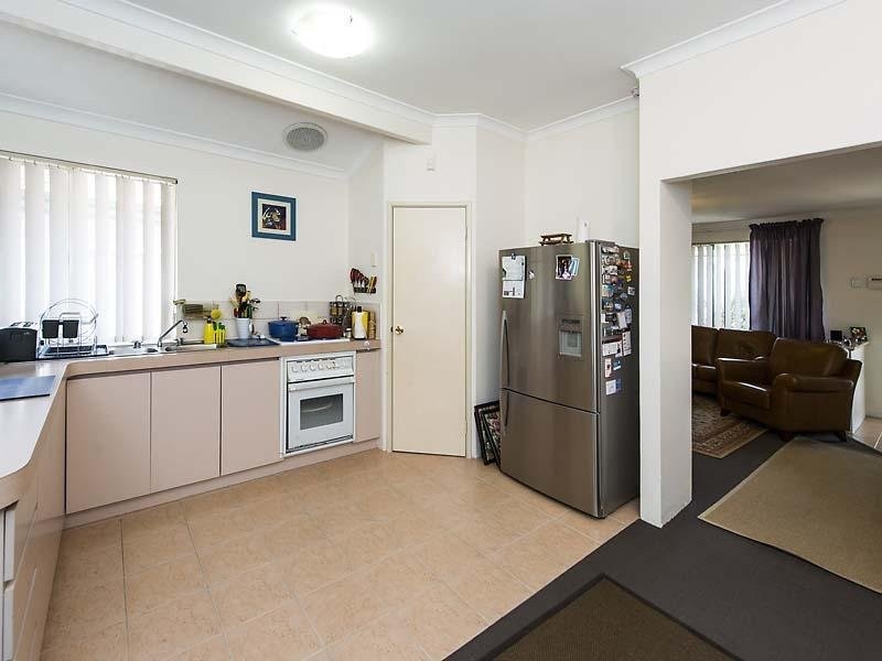 221 Bateman Road, Brentwood WA 6153