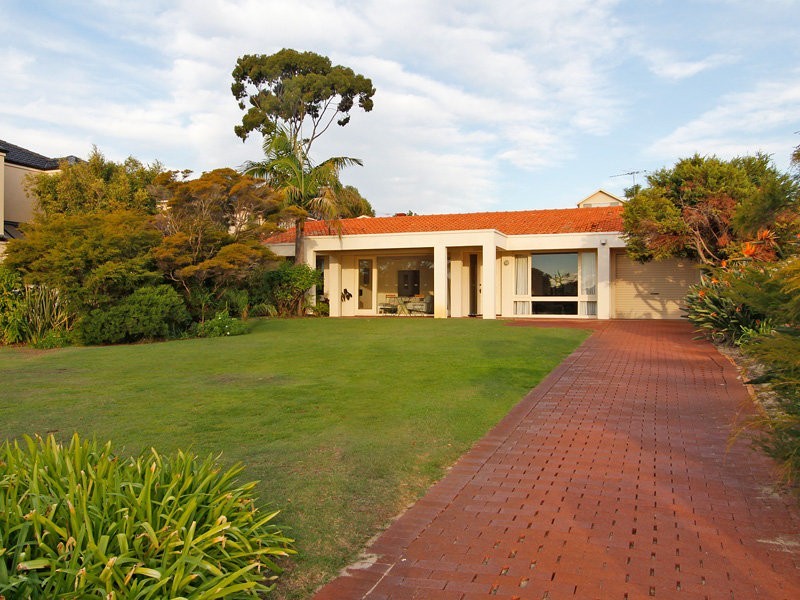 89 Riverton Drive, Rossmoyne WA 6148