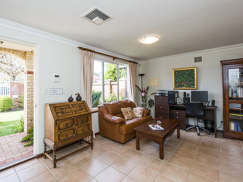 25 Armagh Street, Victoria Park WA 6100