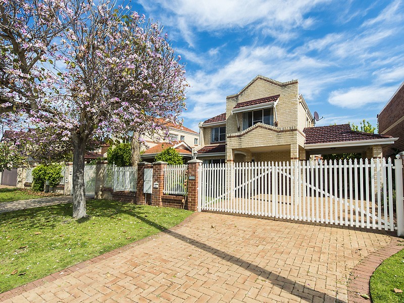 25 Armagh Street, Victoria Park WA 6100
