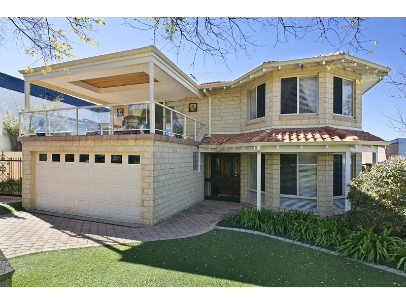 20 Cowrie Crescent, Mount Pleasant WA 6153