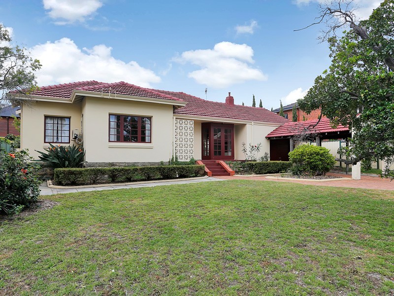 38 Glenelg Street, Applecross WA 6153
