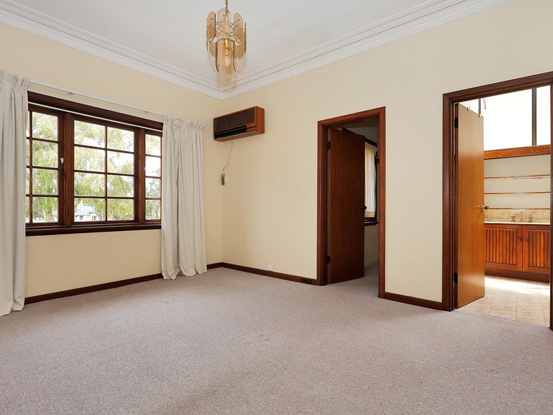 38 Glenelg Street, Applecross WA 6153