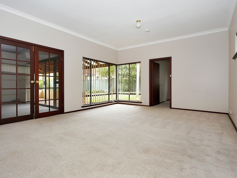 38 Glenelg Street, Applecross WA 6153