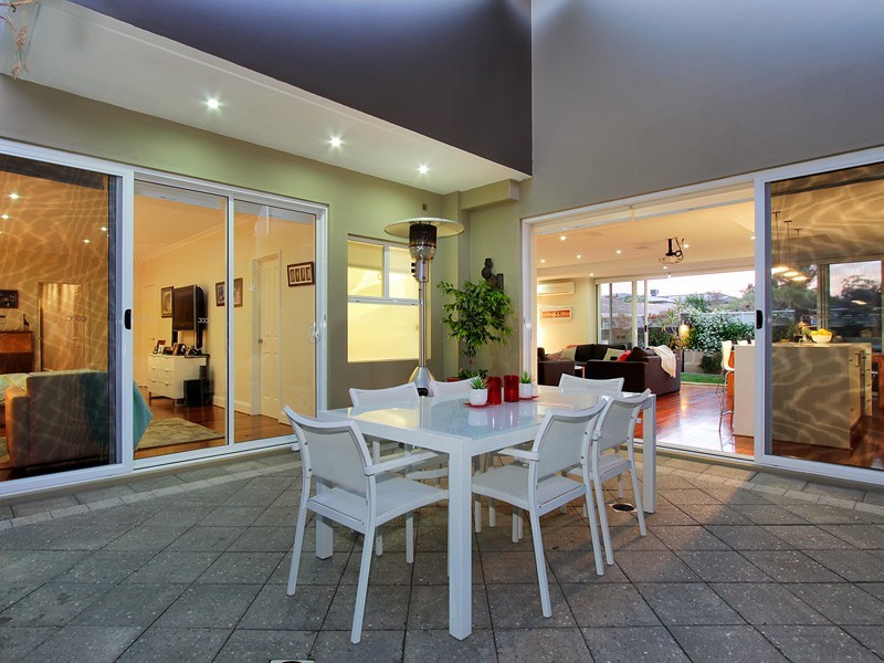 132 Barbican Street East, Shelley WA 6148