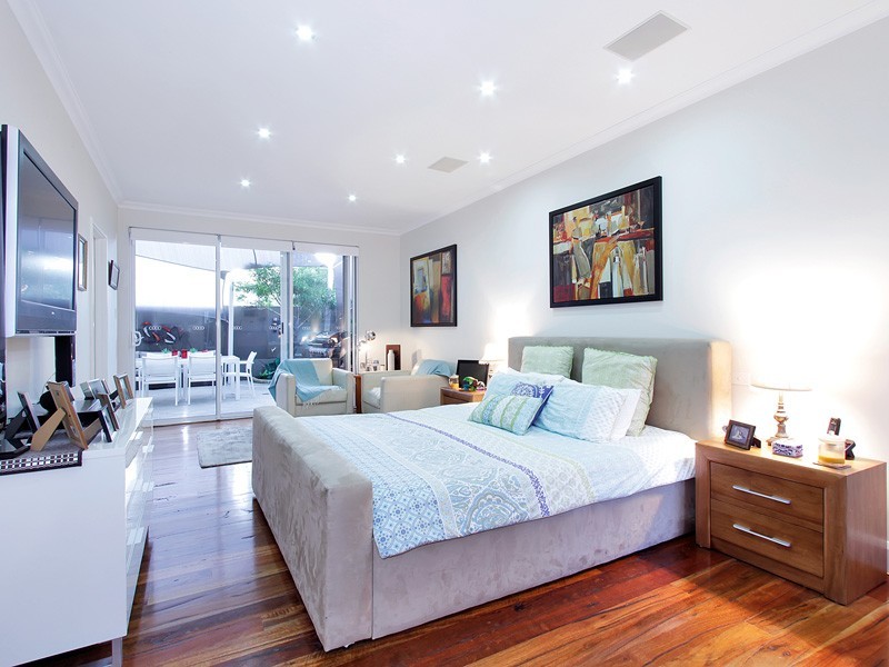 132 Barbican Street East, Shelley WA 6148