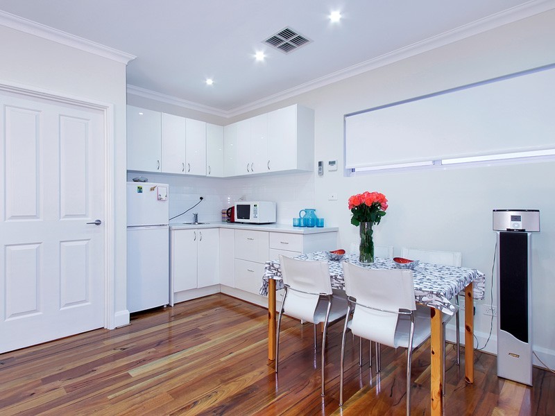 132 Barbican Street East, Shelley WA 6148