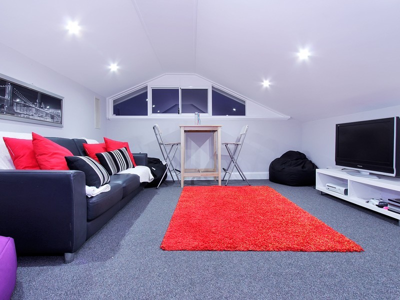 132 Barbican Street East, Shelley WA 6148