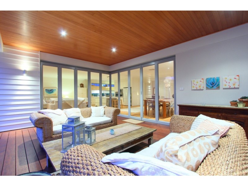 44 Stirk Rd, Alfred Cove WA 6154