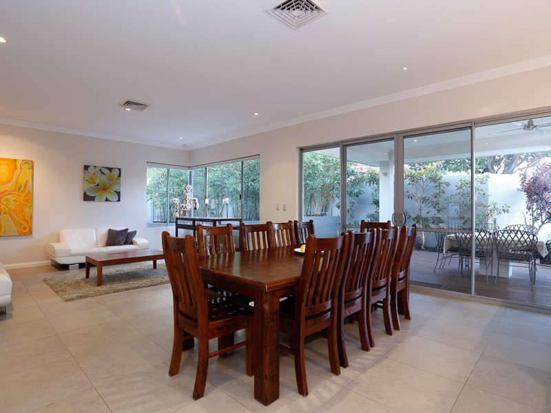 49 Kirwan St, Floreat WA 6014