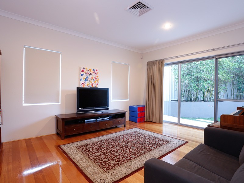 49 Kirwan St, Floreat WA 6014
