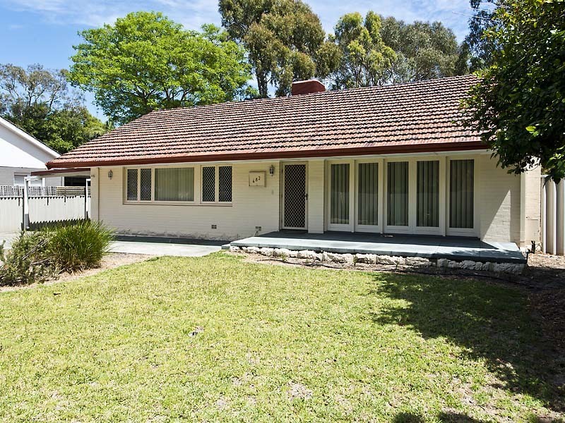 682 Canning Hwy, Applecross WA 6153