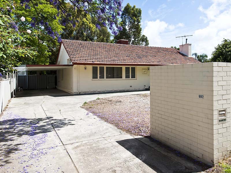 682 Canning Hwy, Applecross WA 6153