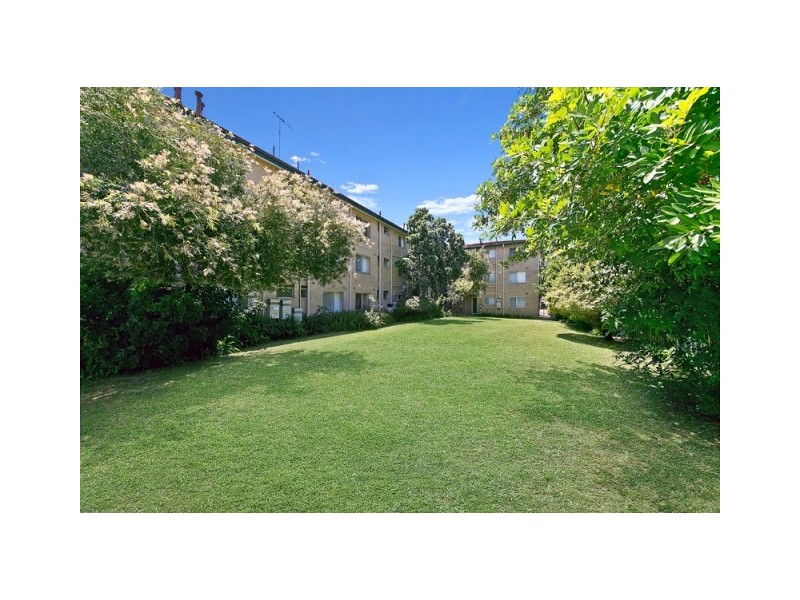 10/33 Point Walter Road, Bicton WA 6157