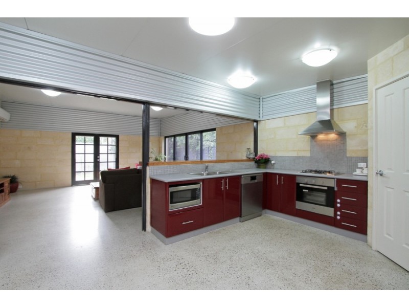 19a Schacht Crt, Myaree WA 6154
